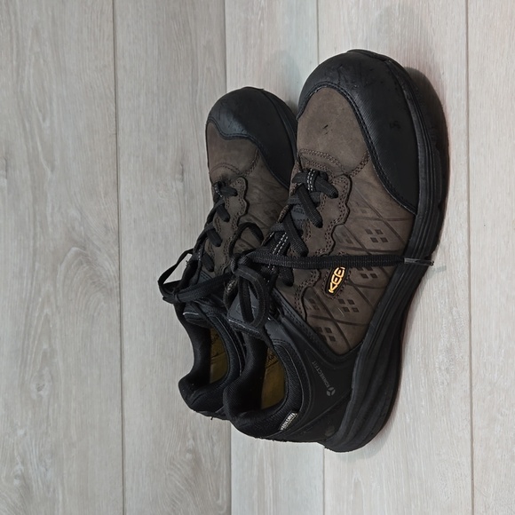 Keen Mens Utility Steel Toe Safty Work Leather Sneakers shoes sz 10D - Picture 1 of 13